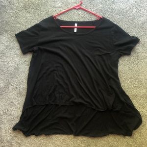 Fabletics short-sleeve top